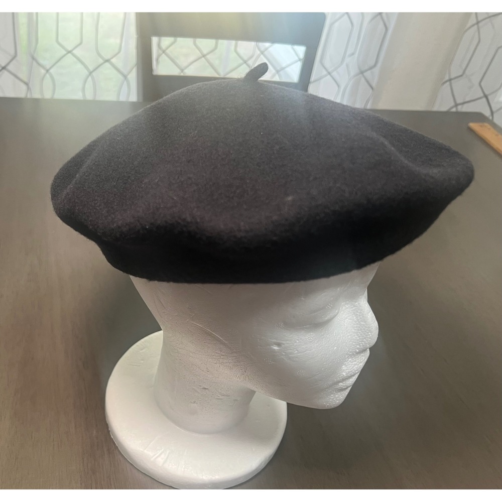 Vintage Black Wool Beret Hat with Satin Lining French Style One Size